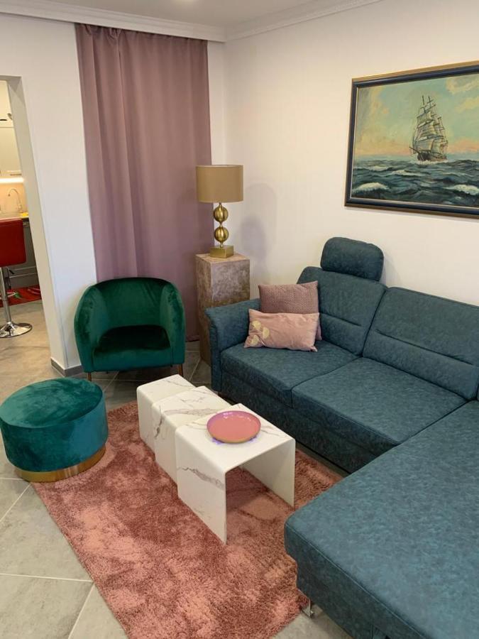Luxurious Seaview Apartment 希贝尼克 外观 照片
