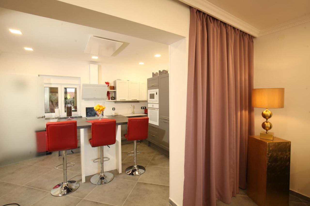 Luxurious Seaview Apartment 希贝尼克 外观 照片