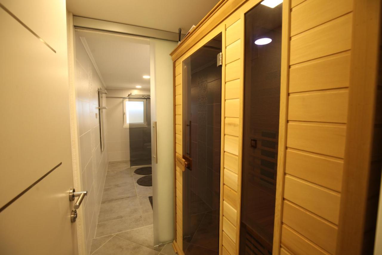 Luxurious Seaview Apartment 希贝尼克 外观 照片