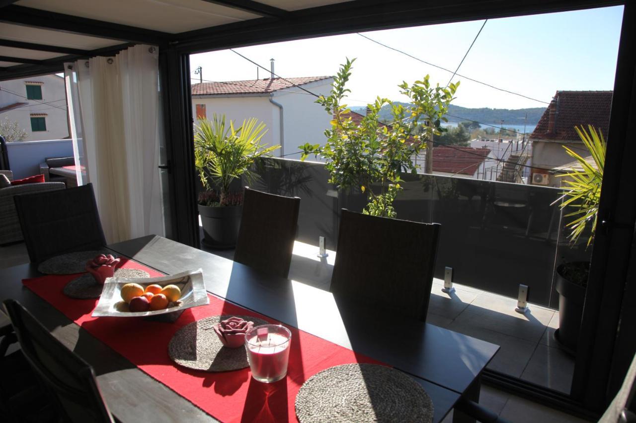 Luxurious Seaview Apartment 希贝尼克 外观 照片